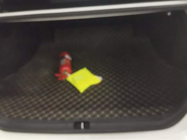 Фото 4 - Toyota Camry