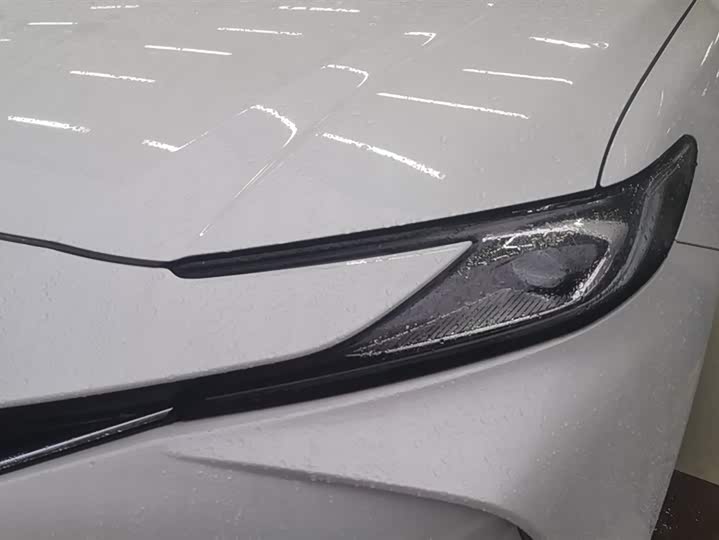 Фото 5 - Toyota Camry