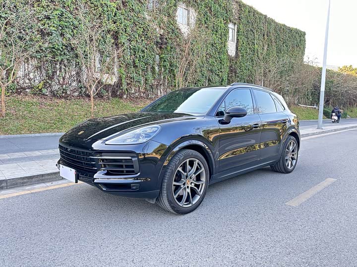 Фото 2 - Porsche Cayenne