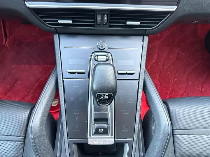 Фото 21 - Porsche Cayenne