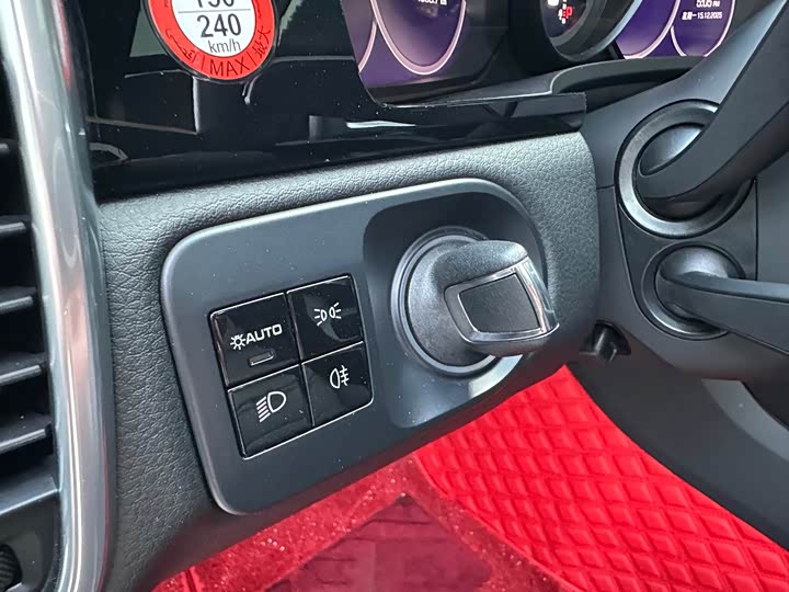 Фото 26 - Porsche Cayenne