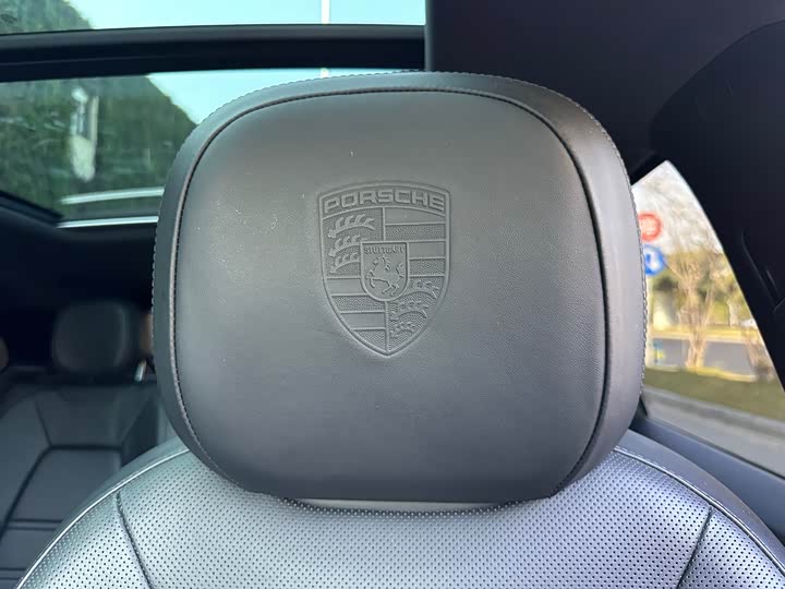 Фото 27 - Porsche Cayenne