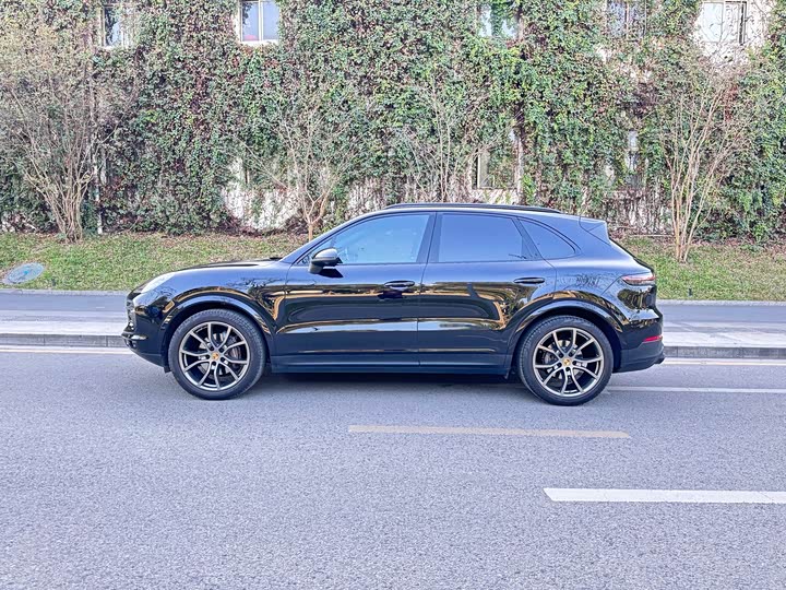 Фото 3 - Porsche Cayenne