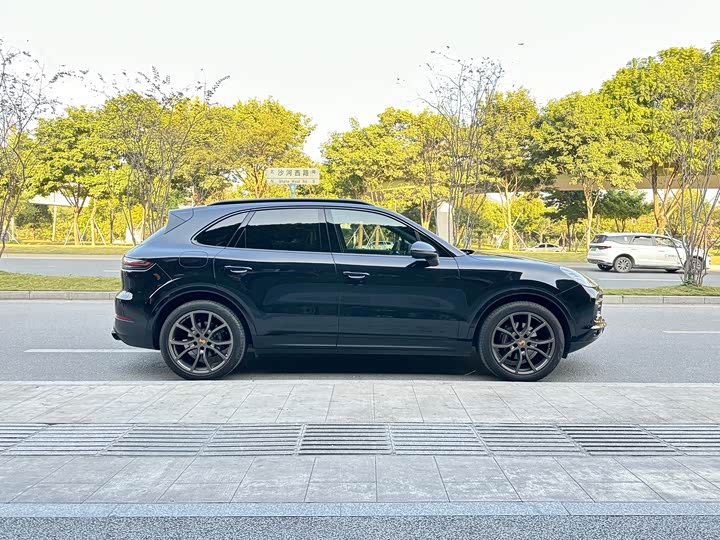 Фото 7 - Porsche Cayenne
