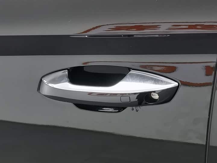 Фото 18 - BYD Song Plus Hybrid/EV