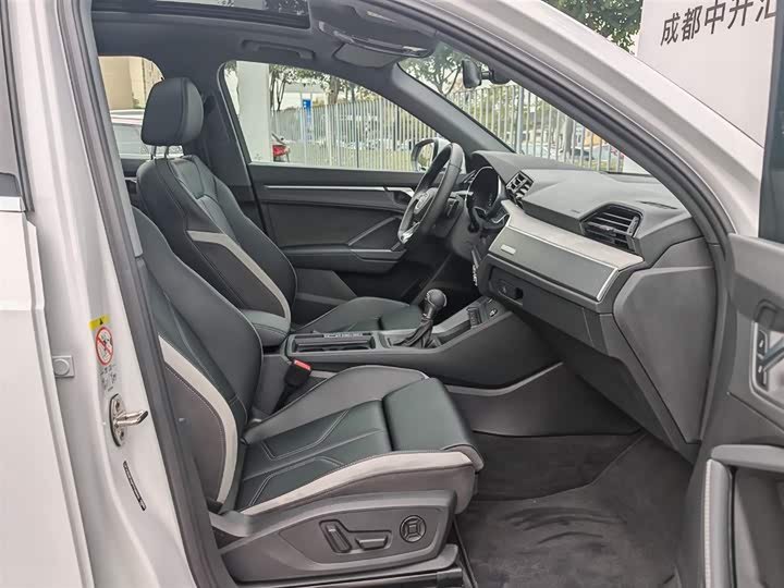 Фото 15 - Audi Q3