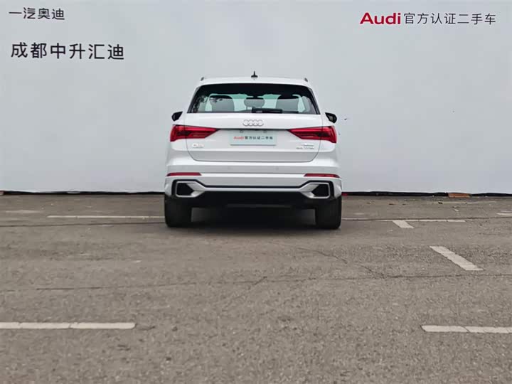 Фото 4 - Audi Q3