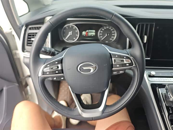 Фото 15 - GAC Trumpchi M8