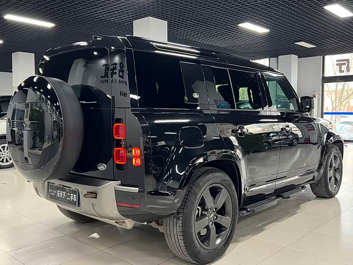 Фото 6 - Land Rover Defender