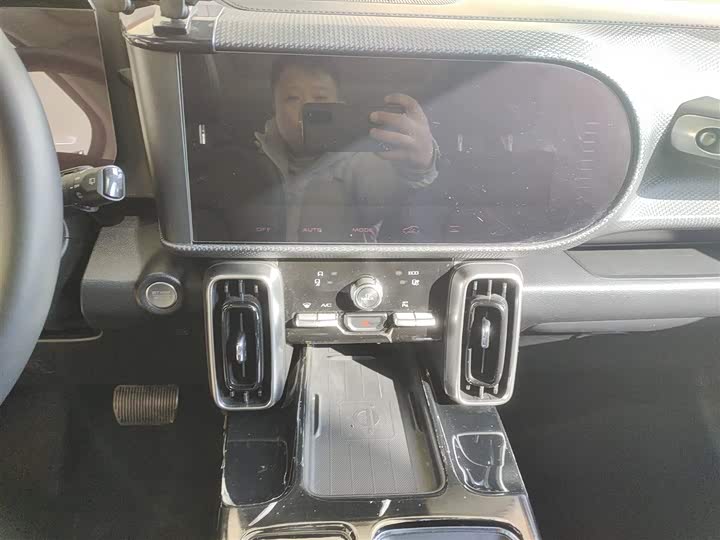 Фото 13 - Haval Dargo