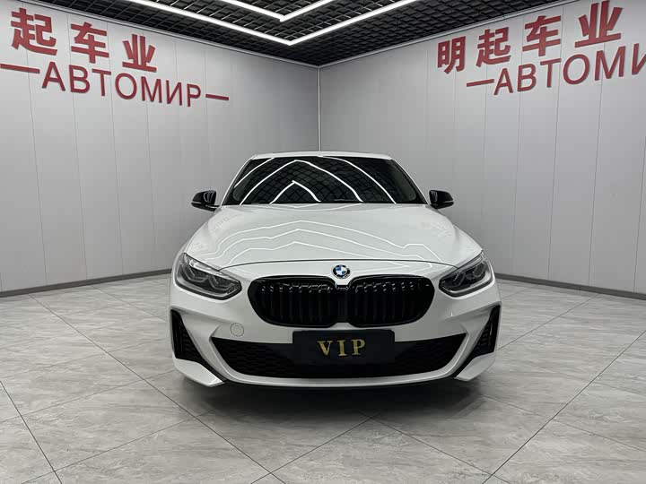 Фото 3 - BMW 1 Series