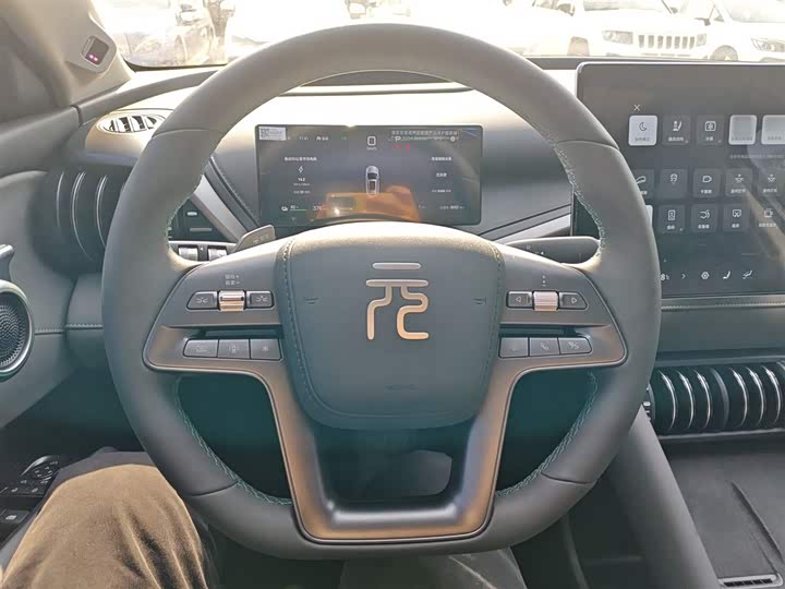 Фото 11 - BYD Yuan Plus