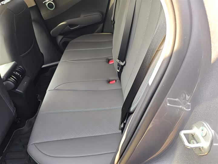 Фото 17 - BYD Yuan Plus