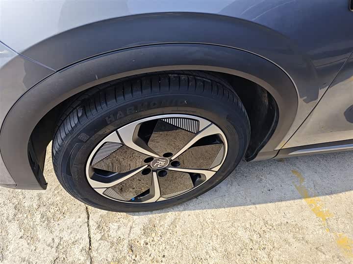 Фото 23 - BYD Yuan Plus