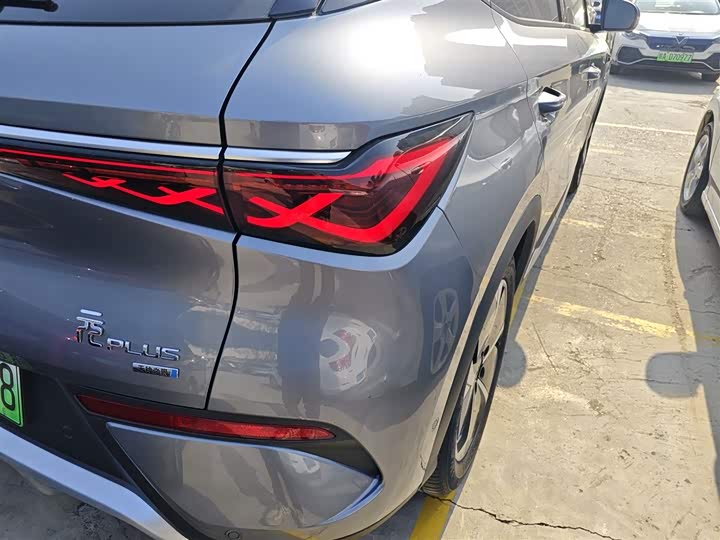 Фото 8 - BYD Yuan Plus