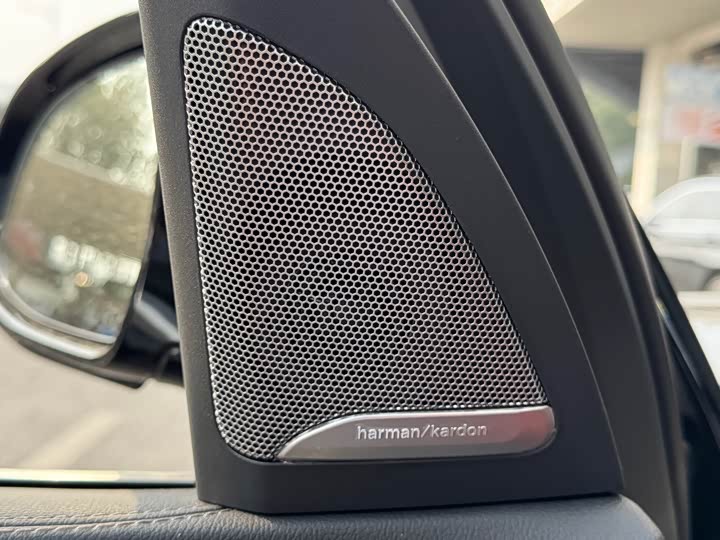 Фото 13 - BMW X5