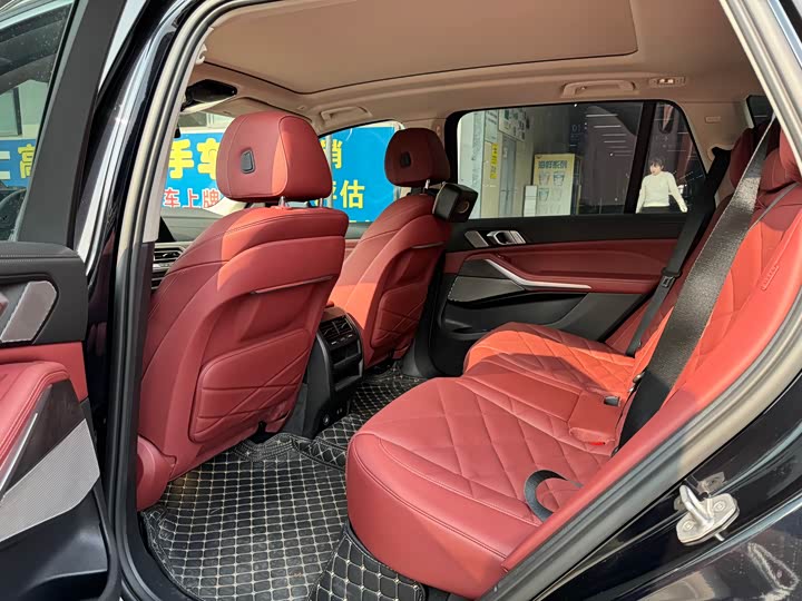 Фото 15 - BMW X5