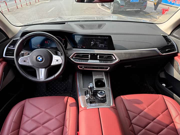 Фото 17 - BMW X5