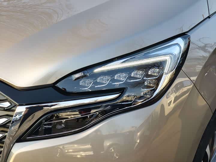 Фото 23 - Buick GL8 ES