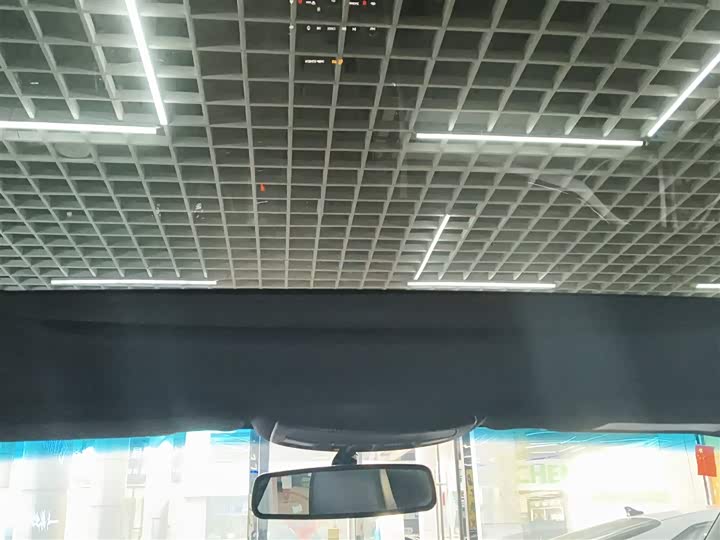 Фото 18 - Lincoln MKZ