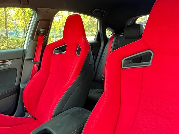 Фото 9 - Honda Civic