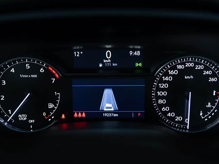 Фото 12 - Cadillac CT4