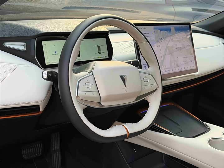 Фото 14 - Changan Deepal SL03