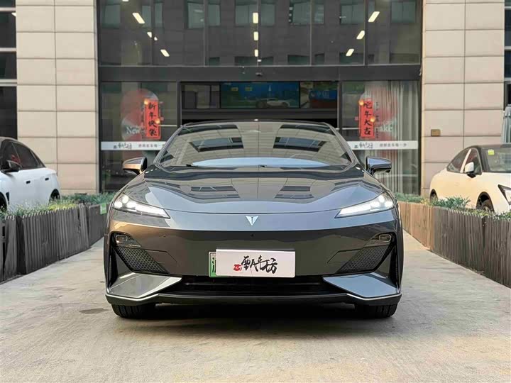 Фото 2 - Changan Deepal SL03