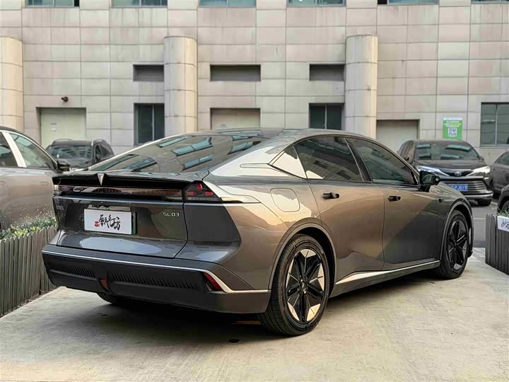 Фото 4 - Changan Deepal SL03