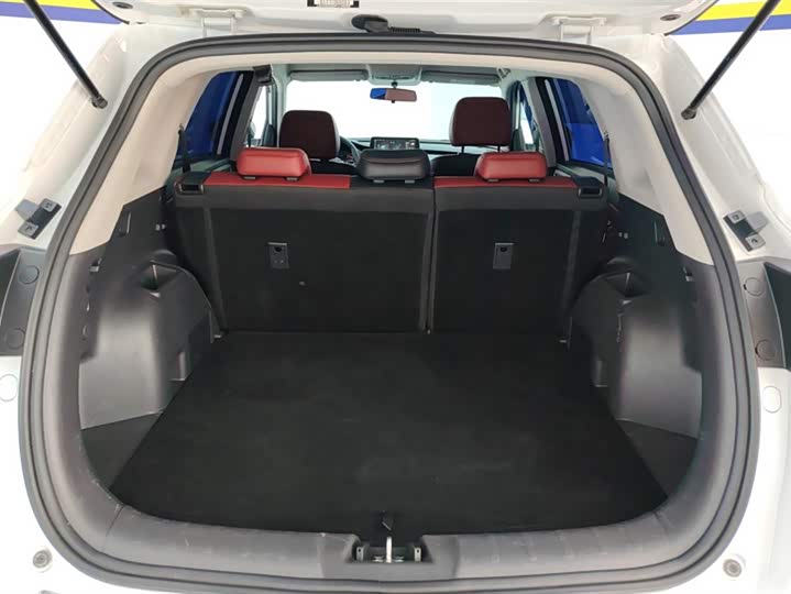 Фото 4 - Changan CS75