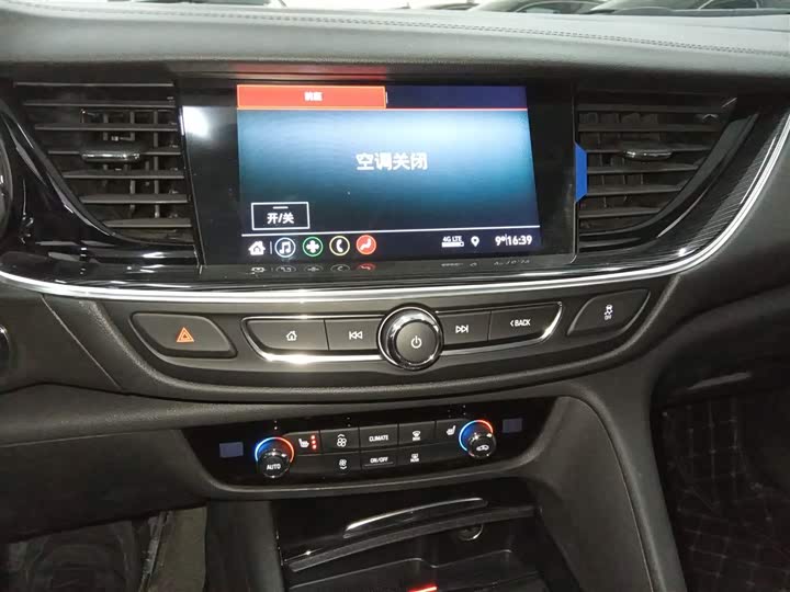 Фото 13 - Buick Regal