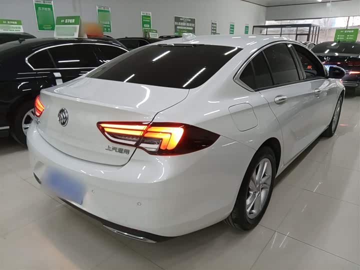 Фото 7 - Buick Regal