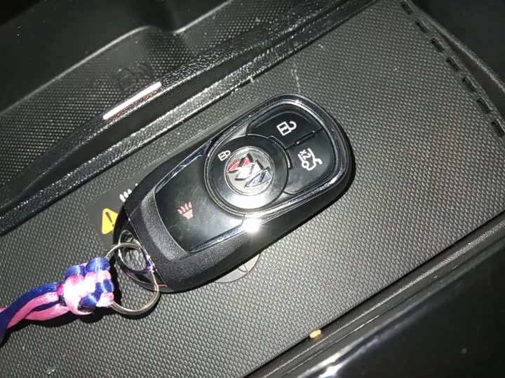 Фото 9 - Buick Regal