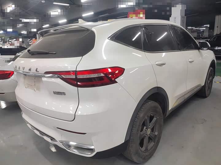 Фото 7 - Haval F7