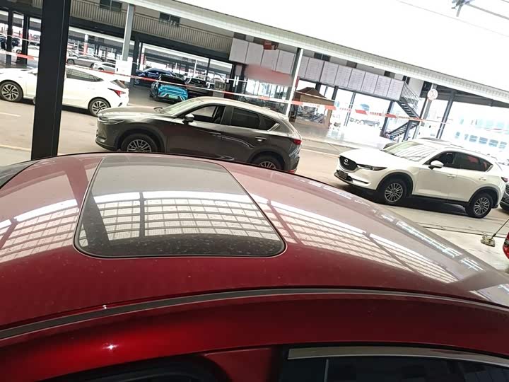 Фото 27 - Mazda 3 (Axela)