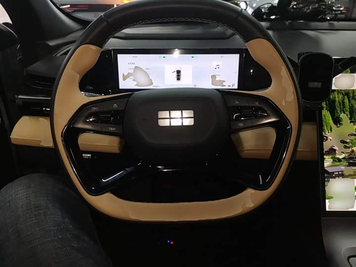 Фото 11 - Geely Galaxy L6