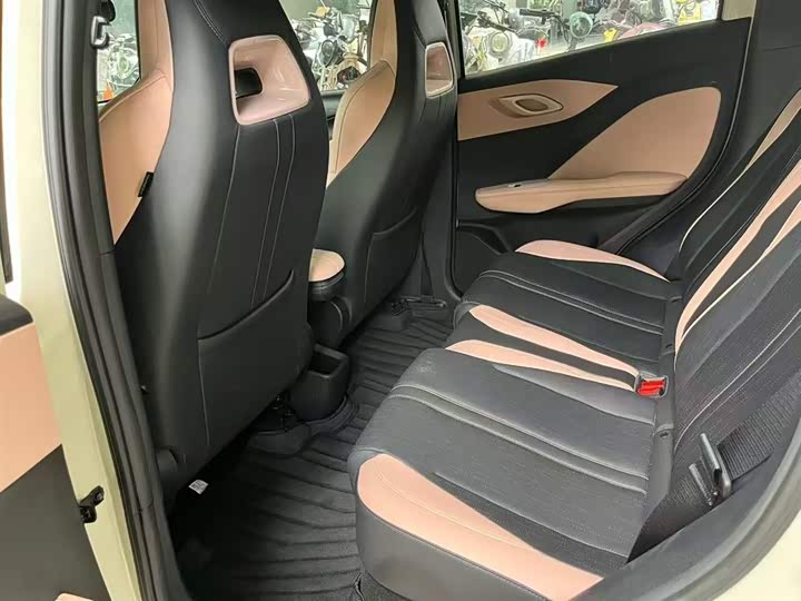 Фото 17 - BYD Seagull