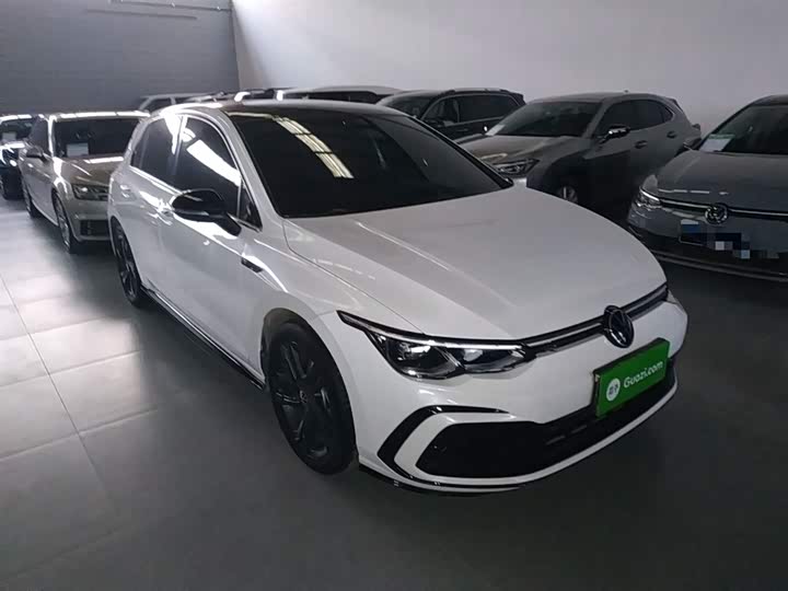 Фото 4 - Volkswagen Golf