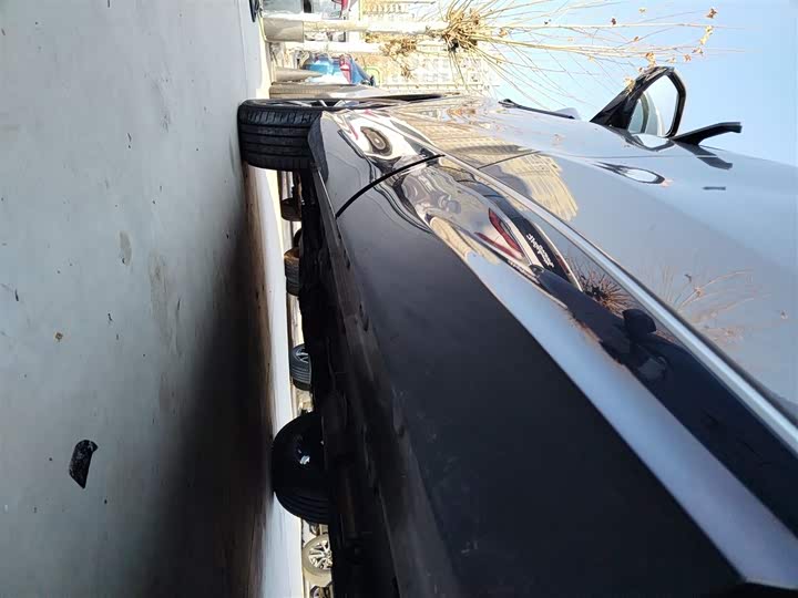 Фото 22 - Roewe RX5