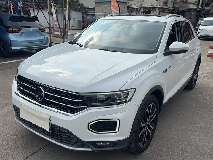 Фото 1 - Volkswagen T-Roc