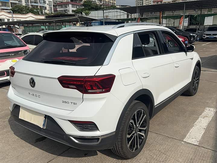 Фото 5 - Volkswagen T-Roc