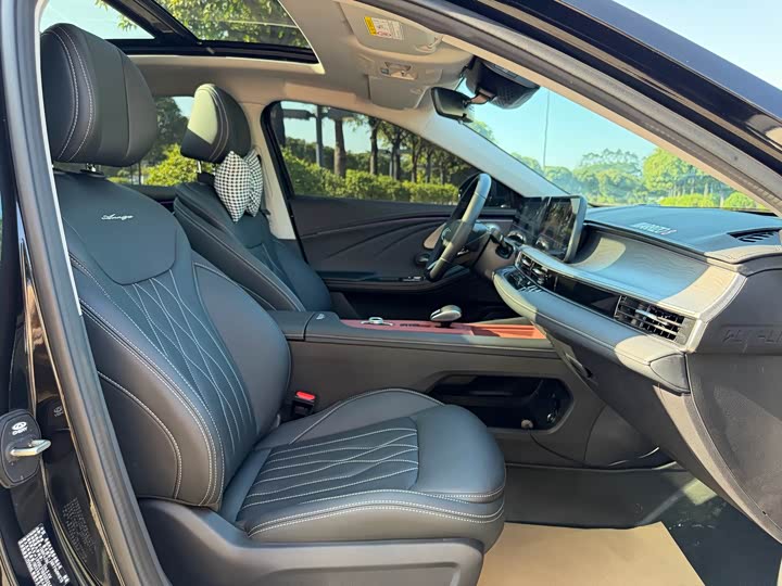 Фото 11 - Chery Arrizo 8