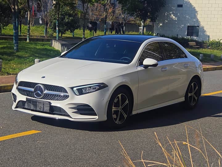 Фото 1 - Mercedes-Benz A-Class