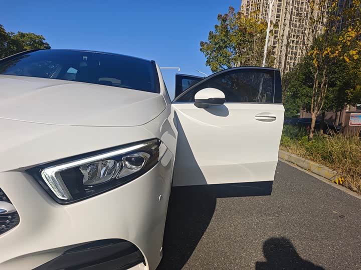 Фото 20 - Mercedes-Benz A-Class