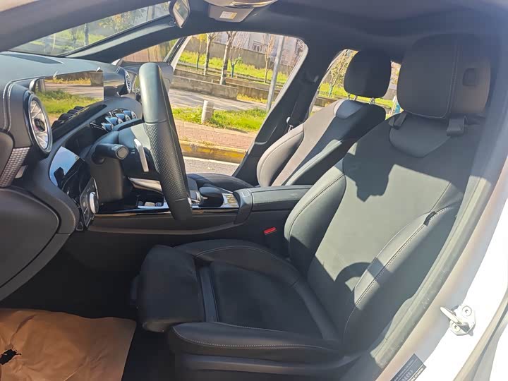 Фото 6 - Mercedes-Benz A-Class