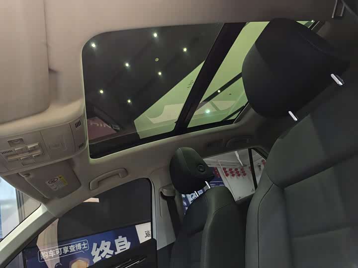 Фото 11 - Volkswagen T-Roc