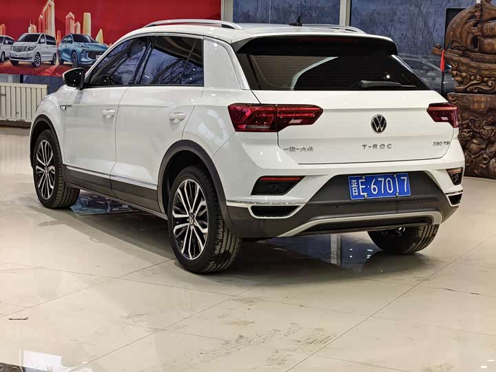 Фото 15 - Volkswagen T-Roc