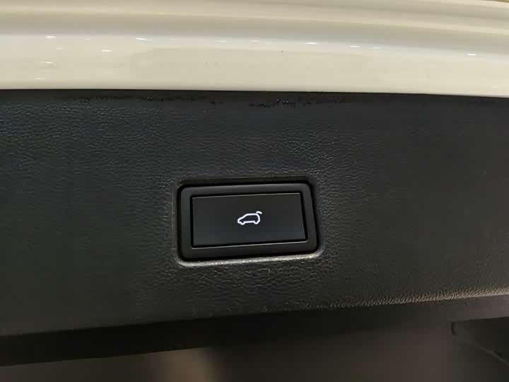 Фото 19 - Volkswagen T-Roc