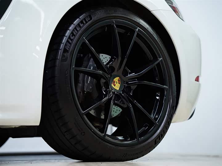 Фото 23 - Porsche 718