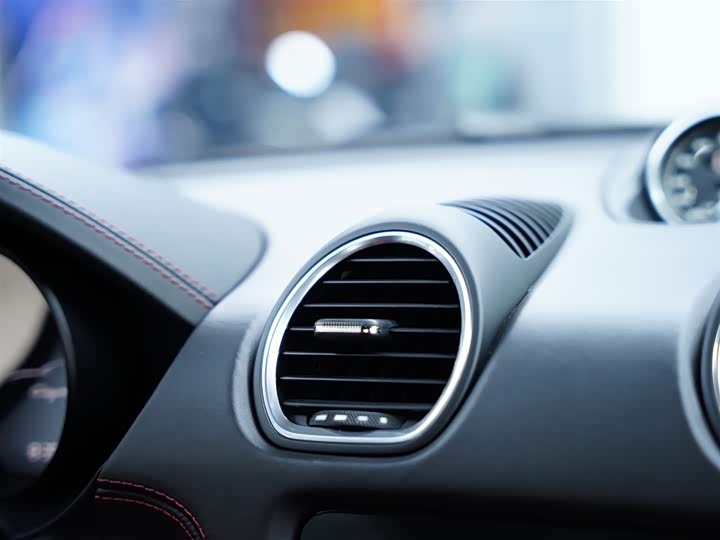 Фото 45 - Porsche 718